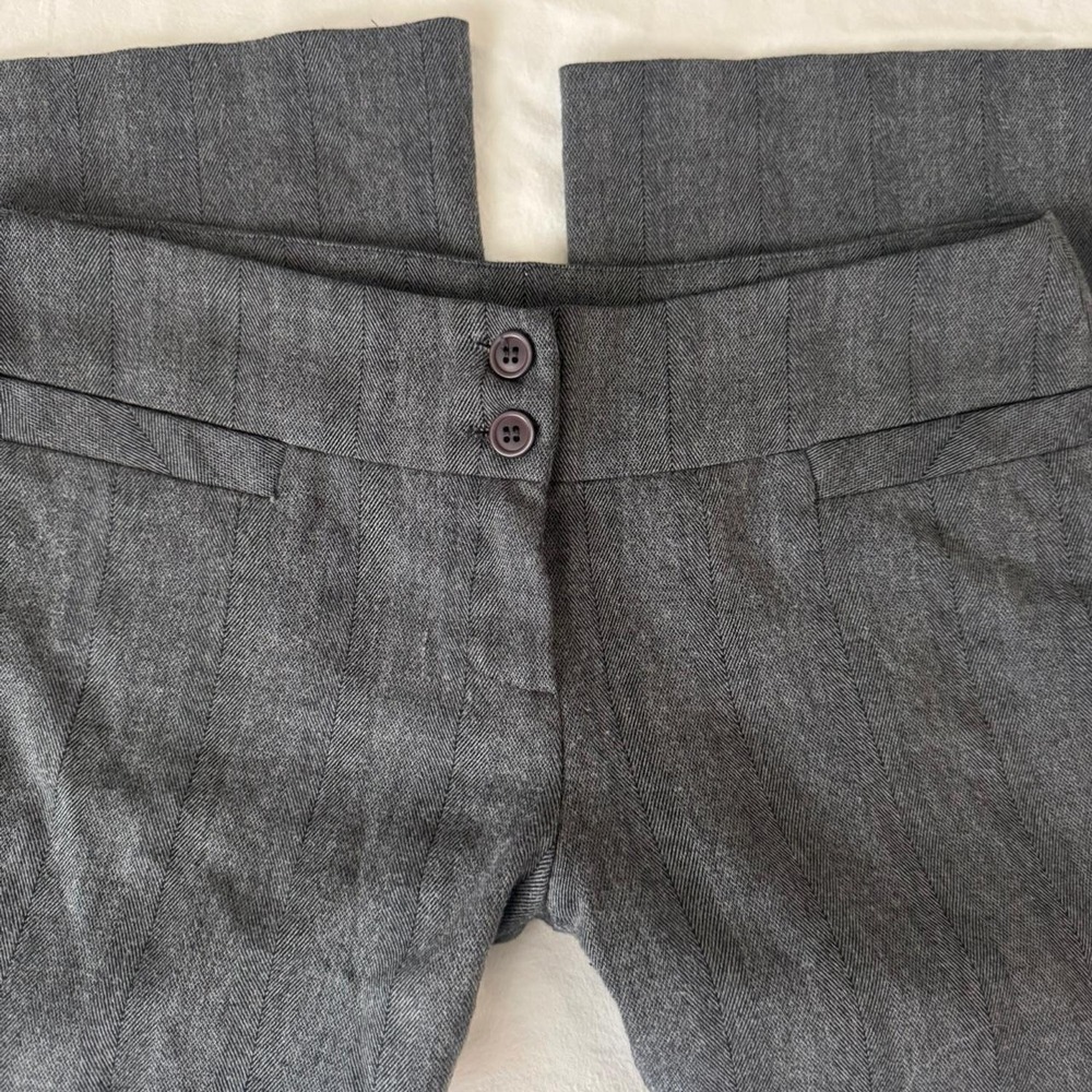 Grey‎ pinstripe Capri trousers - Picture 3 of 7